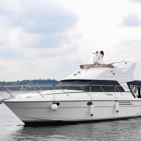 Shannon River Escape In The Center Of Athlone