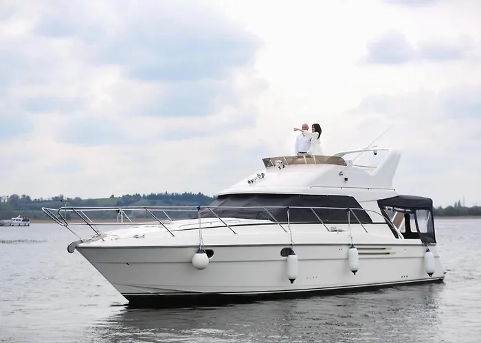 Shannon River Escape In The Center Of 애슬론